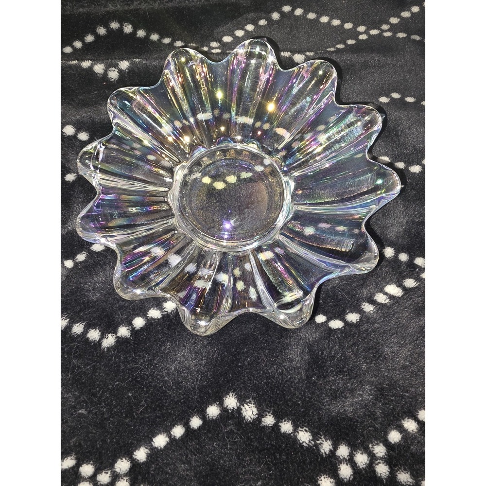 Vintage Federal Glass Company Iridescent Celestial 6" Bowls – Set of 2 - Picture 6 of 8